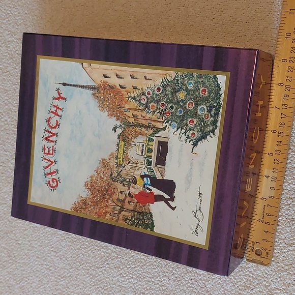 Givenchy Tony Bennett Empty Gift Box *Final Price* - Picture 11 of 14